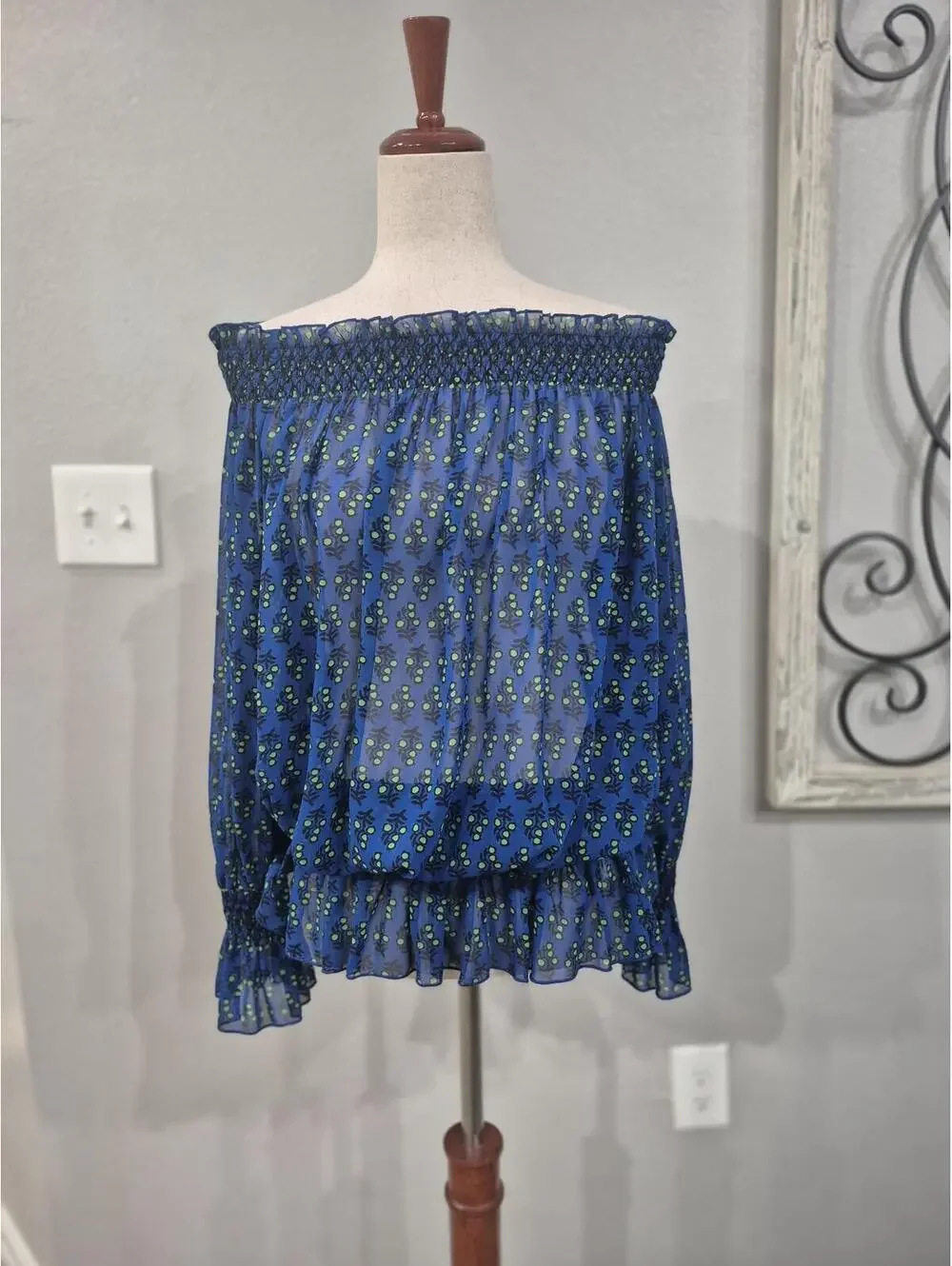 Tory Burch Laricia Printed Chiffon Top Size 8